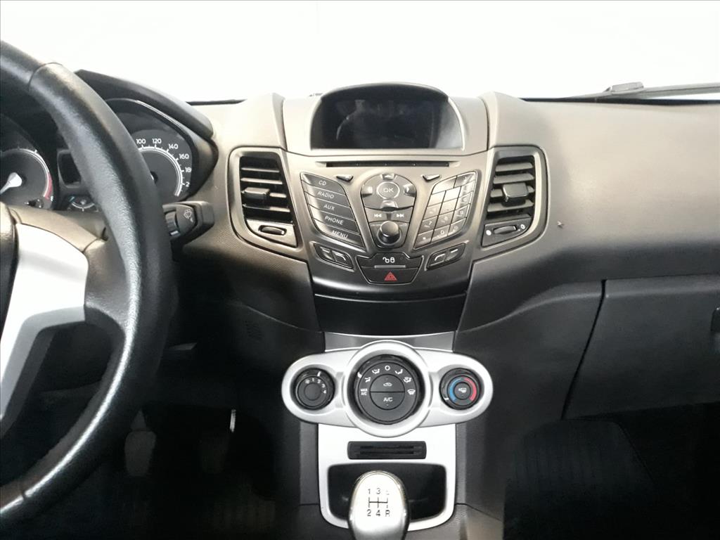 Ford Fiesta - 1.6 TI-VCT FLEX SE MANUAL