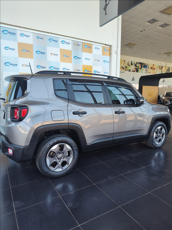 Jeep Renegade - 1.8 16V FLEX 4P AUTOMÁTICO