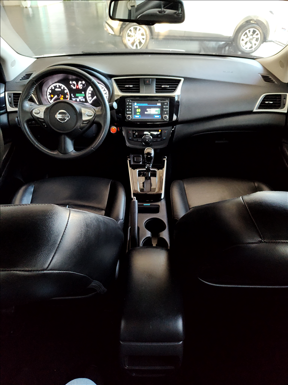 Nissan Sentra - 2.0 SV 16V FLEX 4P AUTOMÁTICO