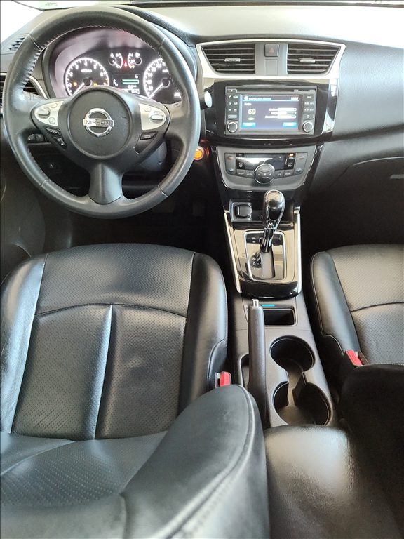 Nissan Sentra - 2.0 SV 16V FLEX 4P AUTOMÁTICO