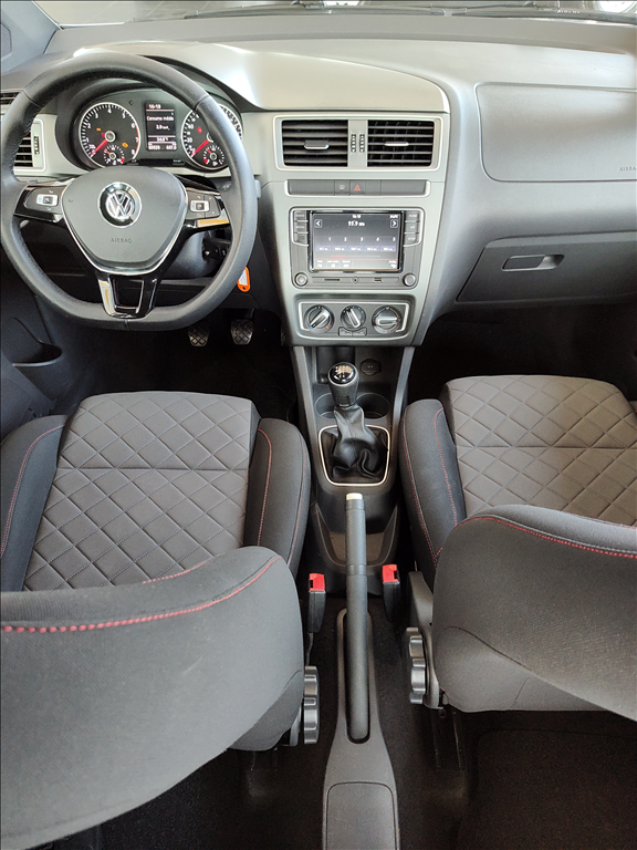 Volkswagen Fox - 1.6 MSI TOTAL FLEX XTREME 4P MANUAL