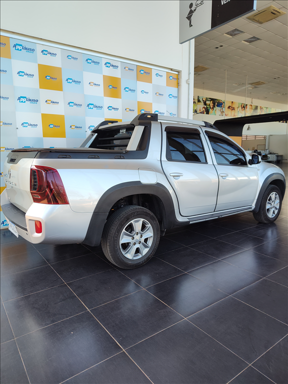 Renault Duster Oroch - 2.0 16V HI-FLEX DYNAMIQUE AUTOMÁTICO