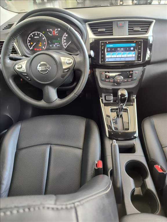 Nissan Sentra - 2.0 SV 16V FLEXSTART 4P AUTOMÁTICO