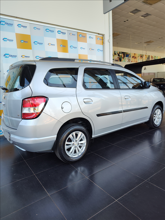 Chevrolet Spin - 1.8 LT 8V FLEX 4P MANUAL