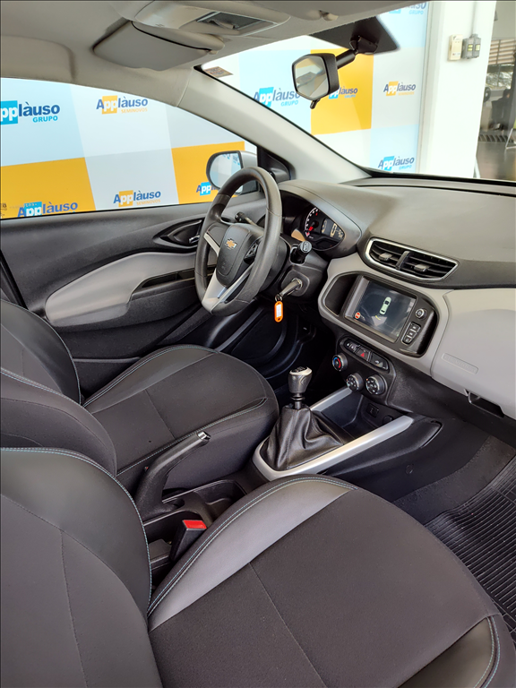 Chevrolet Onix - 1.4 MPFI LT 8V FLEX 4P MANUAL