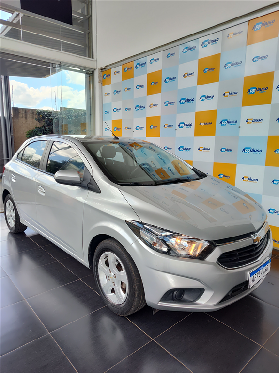 Chevrolet Onix - 1.4 MPFI LT 8V FLEX 4P MANUAL