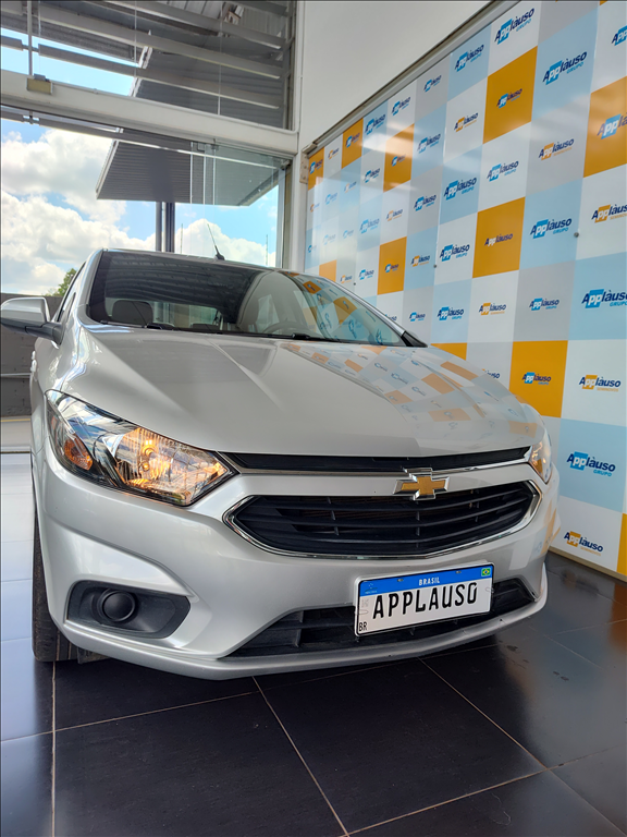 Chevrolet Onix - 1.4 MPFI LT 8V FLEX 4P MANUAL