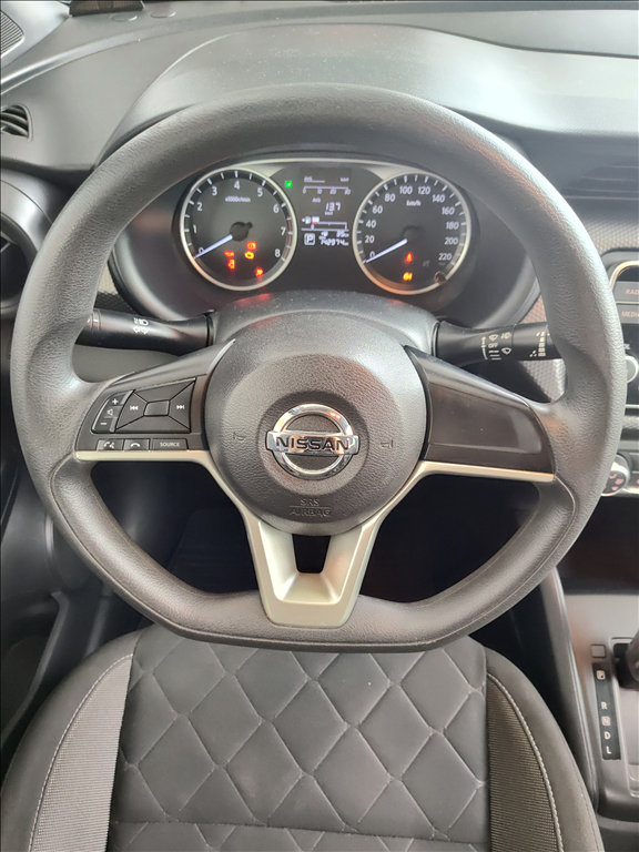 Nissan Kicks - 1.6 16V FLEXSTART S 4P XTRONIC