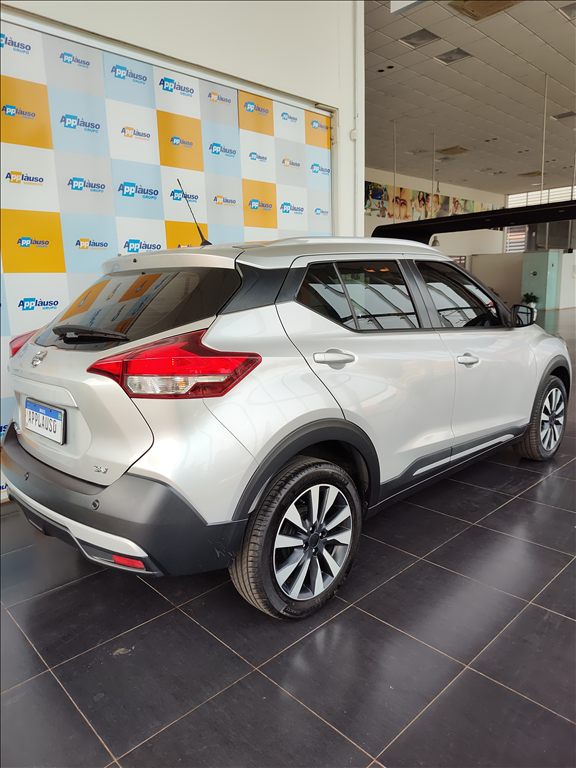 Nissan Kicks 1.6 16V FLEXSTART SV 4P XTRONIC