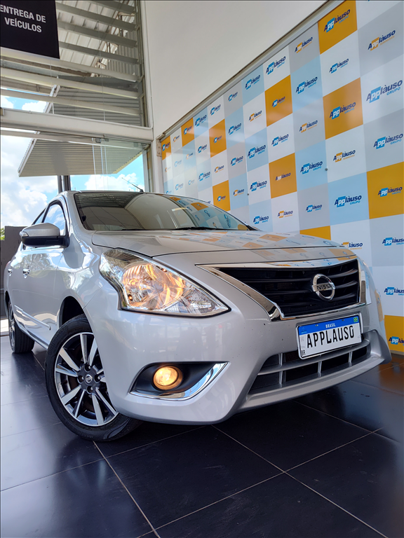 Nissan Versa - 1.6 16V FLEX SL 4P MANUAL