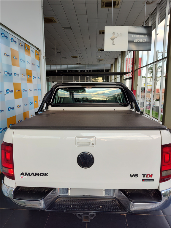 Volkswagen Amarok - 3.0 V6 TDI DIESEL HIGHLINE CD 4MOTION AUTOMÁTICO