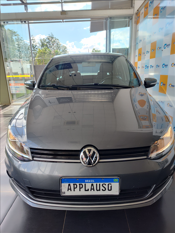 Volkswagen Fox - 1.6 MSI TOTAL FLEX CONNECT 4P MANUAL