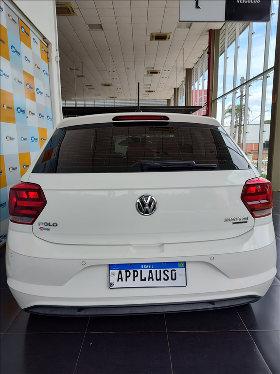 Volkswagen Polo - 1.0 200 TSI HIGHLINE AUTOMÁTICO